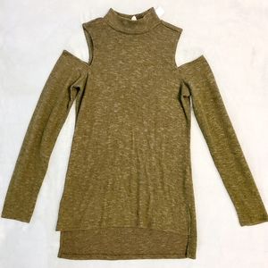 Pink Republic Green Cold Shoulder Turtleneck Tunic Sweater Long Sleeve